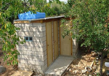 Immeuble avec réservoir