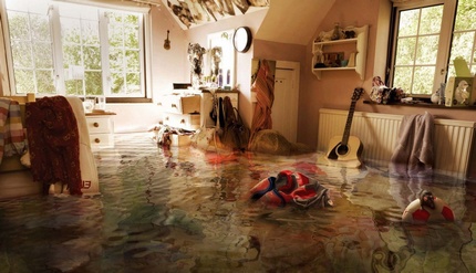 Os vizinhos de cima inundaram o apartamento: o que os proprietários deveriam fazer? Seu apartamento foi inundado