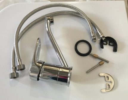 How to choose an eyeliner for installing the mixer on the sink Eyeliner hose length