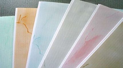 Panneaux en plastique