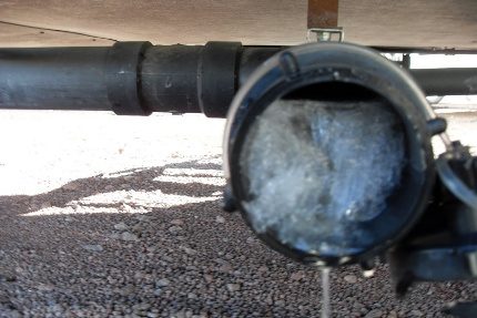 Congélation des tuyaux d'égout