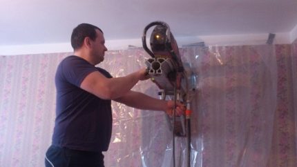 Spécificités du montage d'un système divisé Perçage des murs extérieurs