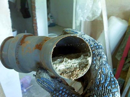 Colmatage des tuyaux en plastique Colmatage des tuyaux en plastique