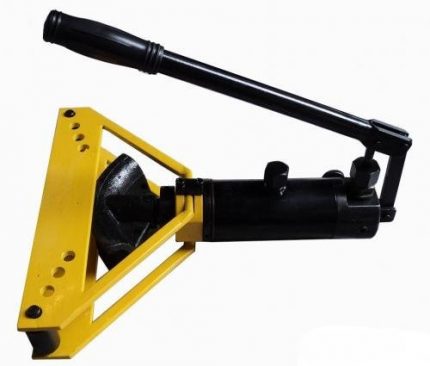 Outils à main pour cintrer les tuyaux TG-1