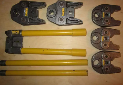 Alicate de imprensa manual com bicos Alicate de imprensa manual com bicos