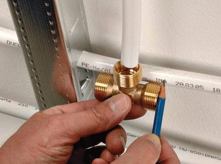 Marcação de tubos para instalação de fisting Marcação de tubos para instalação de fisting