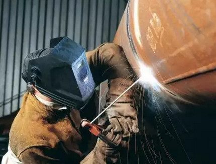 Soudage de tuyaux en acier