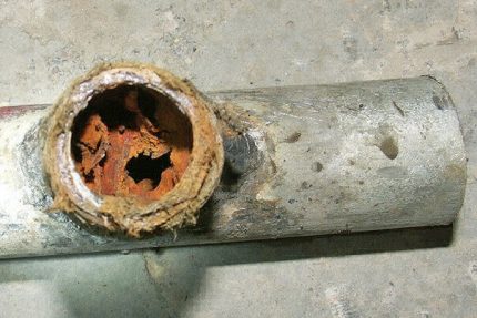 Clogged pipe Clogged pipe