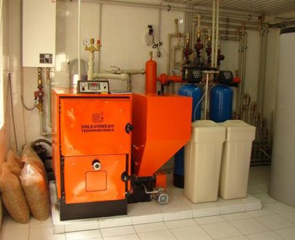 O funil de volume fornecerá operação automatizada do equipamento Tremonha de pellets