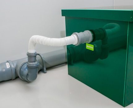 Les modèles de bacs à graisse en plastique sont légers et compacts Séparateurs de graisse en plastique