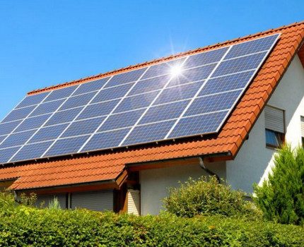 Panneaux solaires de toit