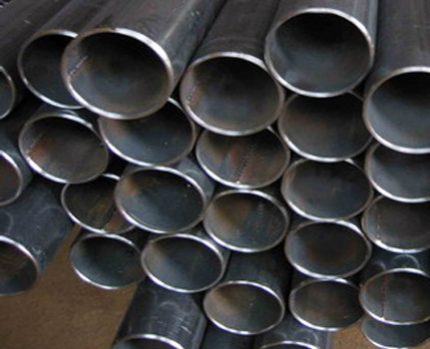 When laying a high pressure gas pipeline, seamless steel pipes are taken Seamless steel pipe
