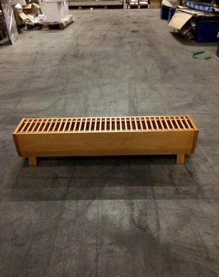 Minib konvektörlerin çıkarılabilir dekoratif ızgaraları vardır Minib zemin konvektörlerinin modellerinden biri