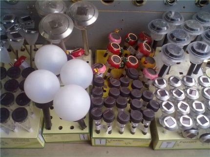 Lampes solaires Feron