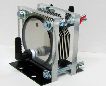 Plaques pour piles à combustible Plaques pour piles à combustible