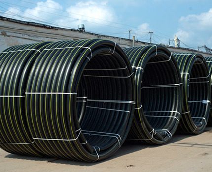 PE-80 pipe is used for the construction of a low pressure gas pipeline Polyethylene pipe marking