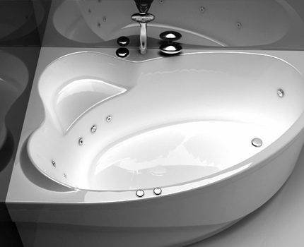 Baignoire en acrylique avec équipement d'hydromassage Les caractéristiques supplémentaires de la salle de bain la rendent plus lourde