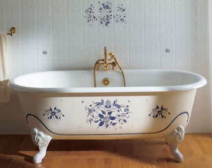 The original design of the bath will bring a highlight to the interior Designer bath