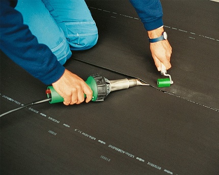 Imperméabilisation au rouleau