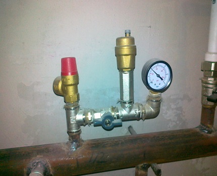 Die Funktionalität der Sicherheitsgruppe für die Selbstorganisation unterscheidet sich nicht vom Kauf DIY Sicherheitsblock Modell