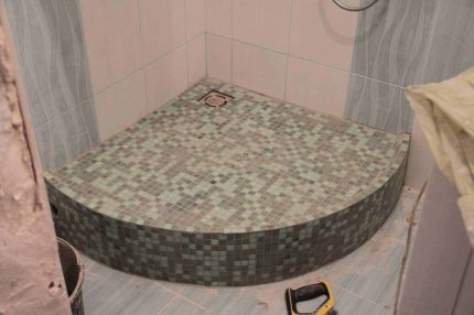 Plateau en mosaïque