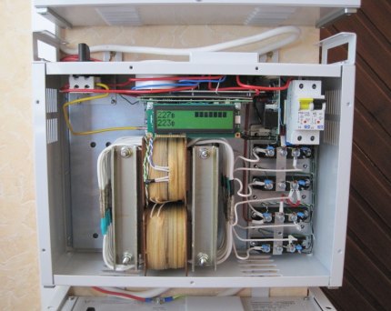 Die interne Vorrichtung des Thyristors CH Die interne Vorrichtung des Thyristors CH