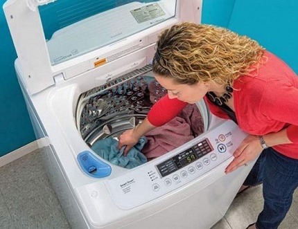 Máquina de carregamento superior