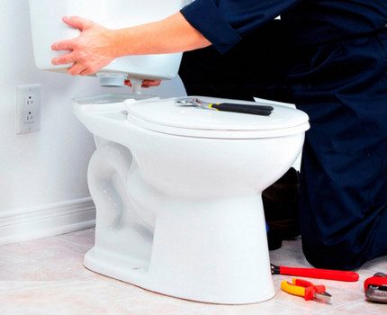 Installation von Rohrleitungen aus Steingut