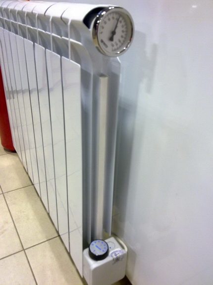 Radiateur avec chauffage réglable