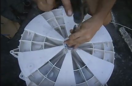 Removing the drum shaft Removing the drum shaft