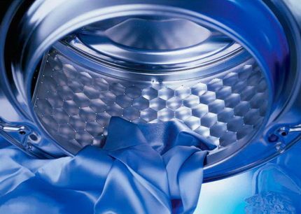 Caractéristiques du lavage et de l'essorage avec les machines à laver Mile Tambour cellulaire