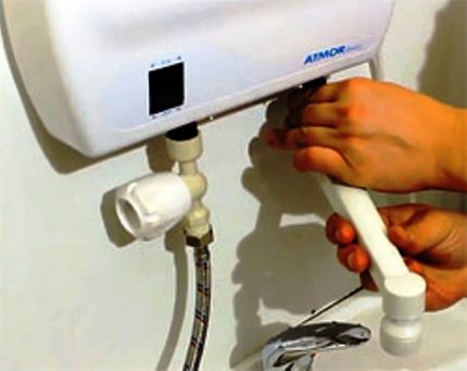 Anlık su ısıtıcı bağlantısı Anlık su ısıtıcı bağlantısı