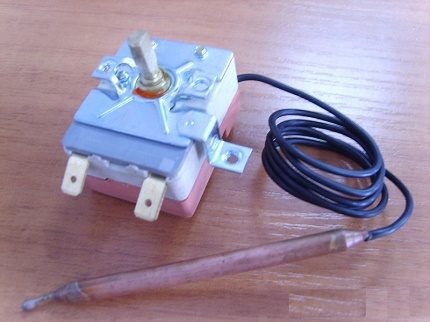 Thermostat mit Temperatursensor