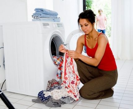Les paramètres de la machine à laver pendant le cycle d'essorage Caractéristiques de l'essorage