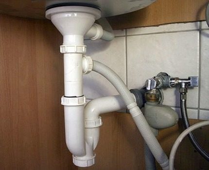 Combined siphon operation