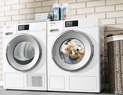 Laver différents matériaux dans la machine Mil Programme universel pour laver différentes choses