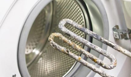 Échelle sur le radiateur