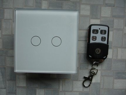 Type of light switch with remote control Remote control switch