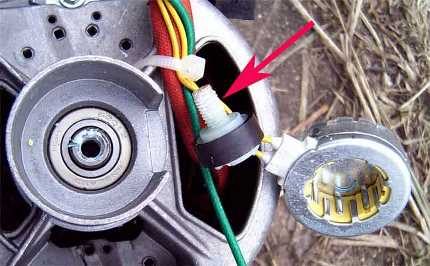 Remplacement du tachymètre dans l'appareil