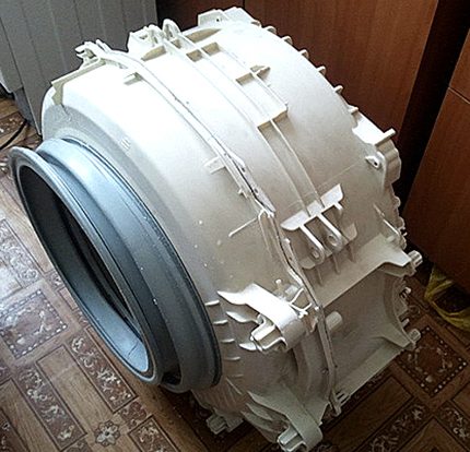 Réservoir retiré de la machine