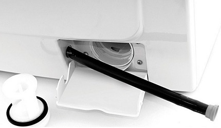 Hose for emergency drainage of water from the washing tank Emergency drain hose