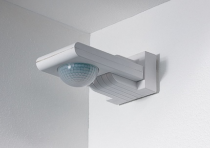 The infrared sensor contains optical models of touch switches Touch switch with IR sensor