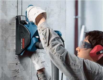 Erstellen eines Stroboskops zum Verlegen von elektrischen Drähten Einstechen eines Einstechers