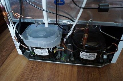 Kühlschrank mit zwei Kompressoren