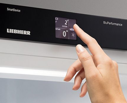 Vous pouvez recevoir une notification d'erreurs dans le fonctionnement du réfrigérateur sur votre gadget Système SmartDevice