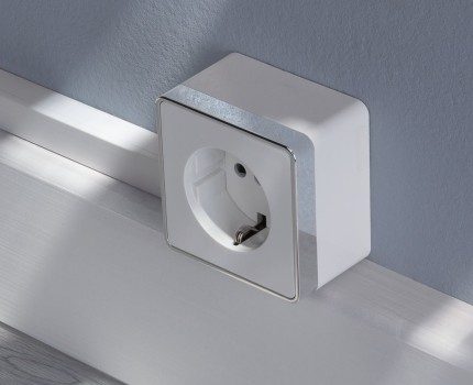 Dış mekan montaj noktası Yama soketi