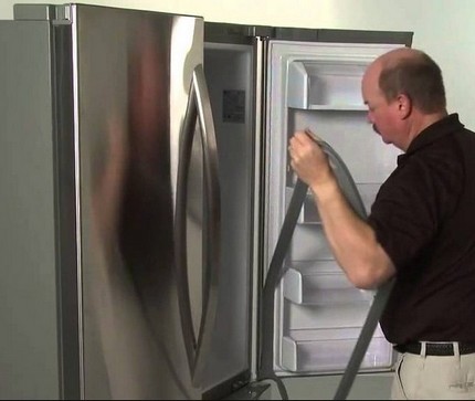 Il est facile de changer la gomme d'étanchéité sur la porte Dispositif de porte d'appareil