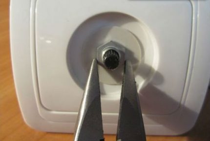 Démontage du commutateur rotatif