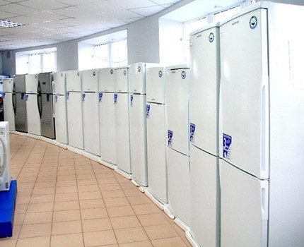 Un certain nombre de réfrigérateurs