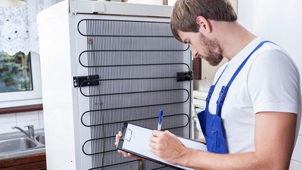 Entretien compétent des réfrigérateurs Stinol Réfrigérateur Stinol